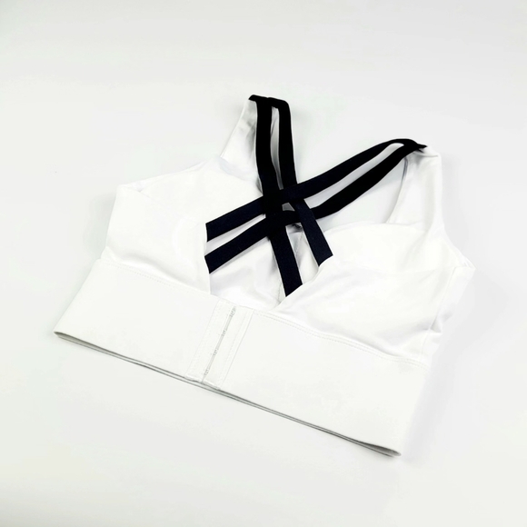 Pedigree EVODRY 3 Piece Limited Edition Workout Set | White & Black - Picture 9 of 15